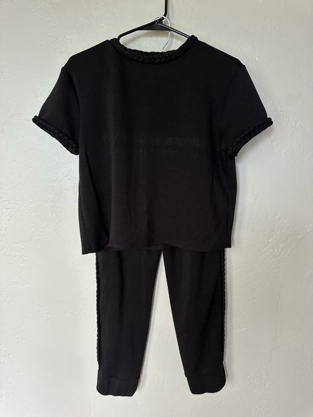 Elie Tahari Jogger Athleisure Set With Braided Trim and Pockets